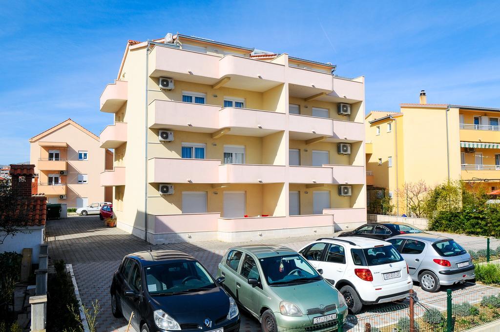 Apartments Rajic Split Pokoj fotografie