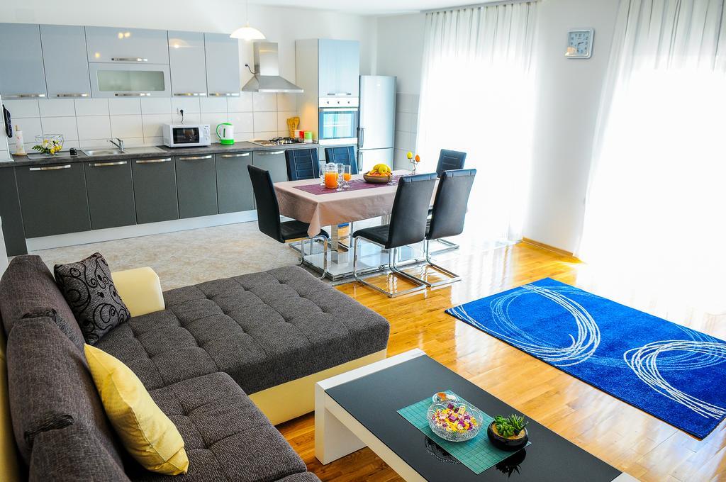Apartments Rajic Split Pokoj fotografie