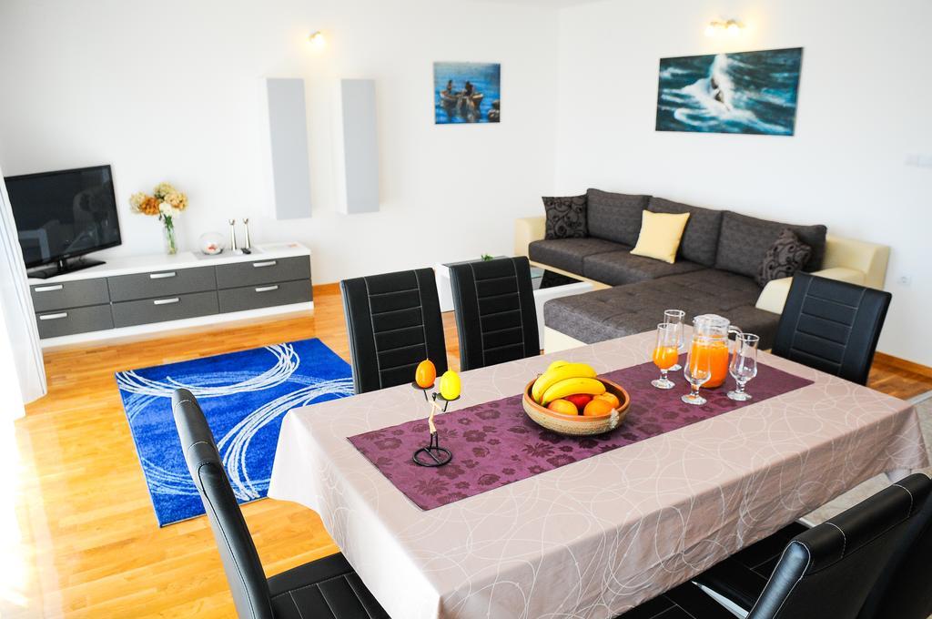 Apartments Rajic Split Pokoj fotografie